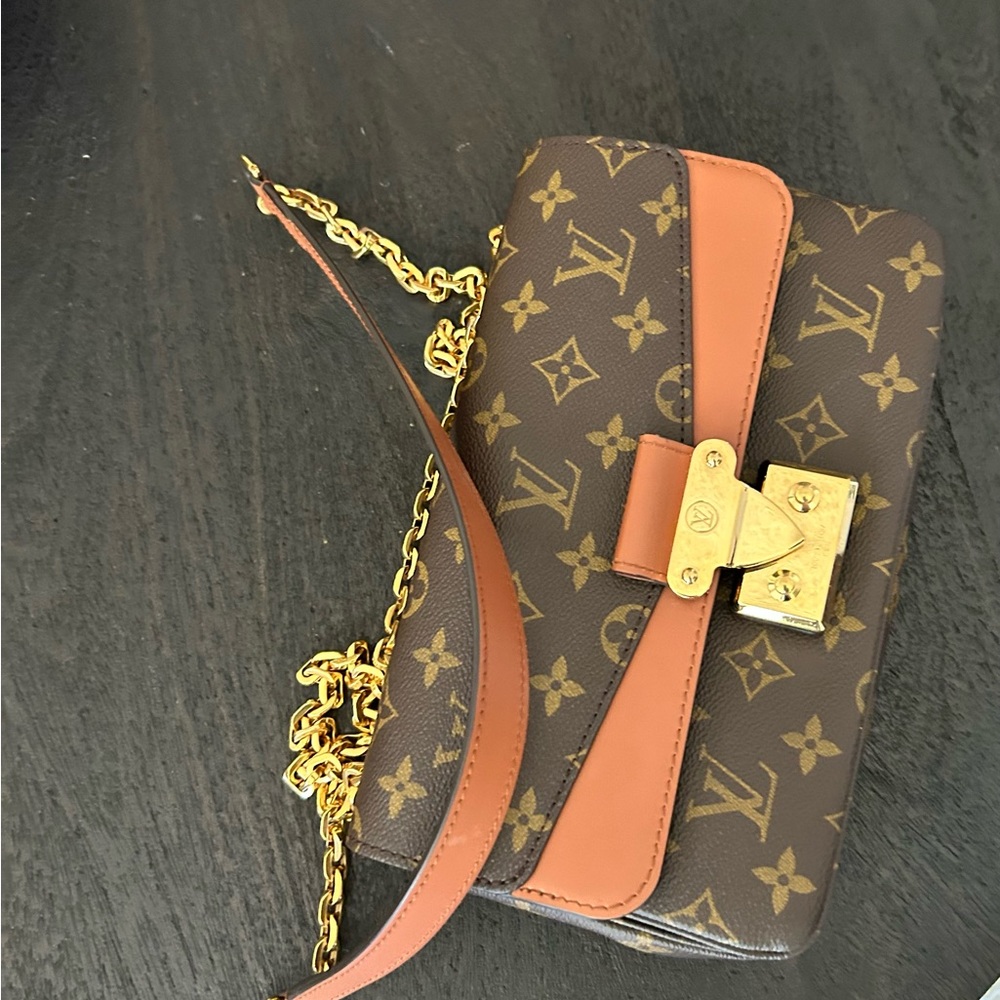 🔴🔴SOLD EBAY 🔴🔴Louis Vuitton
Monogram Marceau like new - Picture 12 of 15